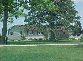 7934 Burton Ave, Waterloo, IA 50703