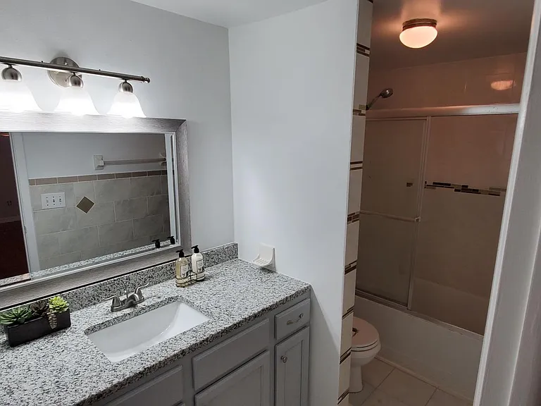 3221 Saddlebrook Ave — Photo 8