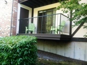 4th image of 4501 Grandview Dr W Unit 107