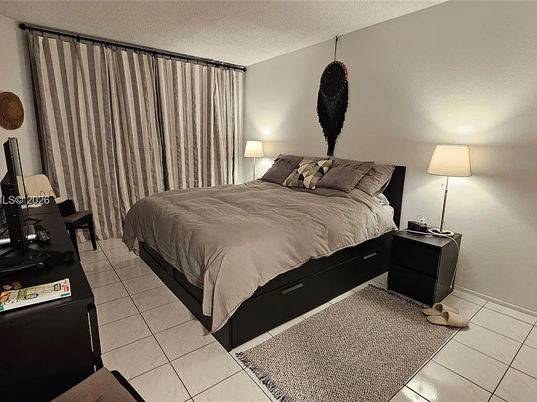 1980 S Ocean Dr #6B — Photo 9