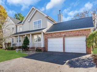 71 Nostrand Rd, Hillsborough, NJ 08844