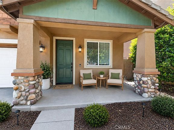 3rd image of 38338 Applewood Ct