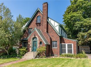 462 Sunset View Dr, Akron, OH 44320