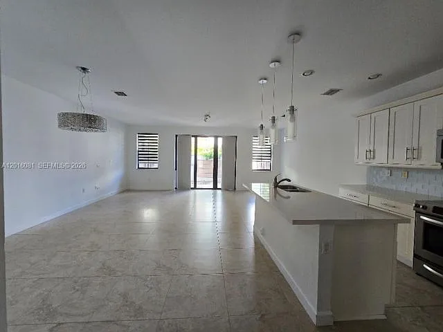 5810 NW 104th Path — Photo 16