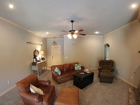 3rd image of 3640 W Mountain View Dr