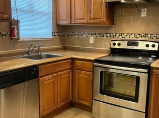 8200 Sunrise Lakes Blvd APT 202, Sunrise, FL 33322