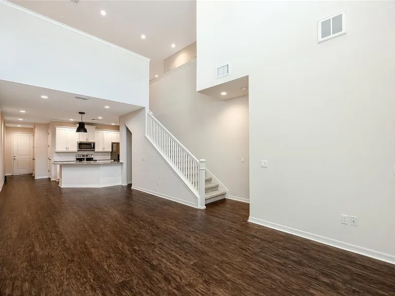 1510 Figleaf Ln — Photo 3