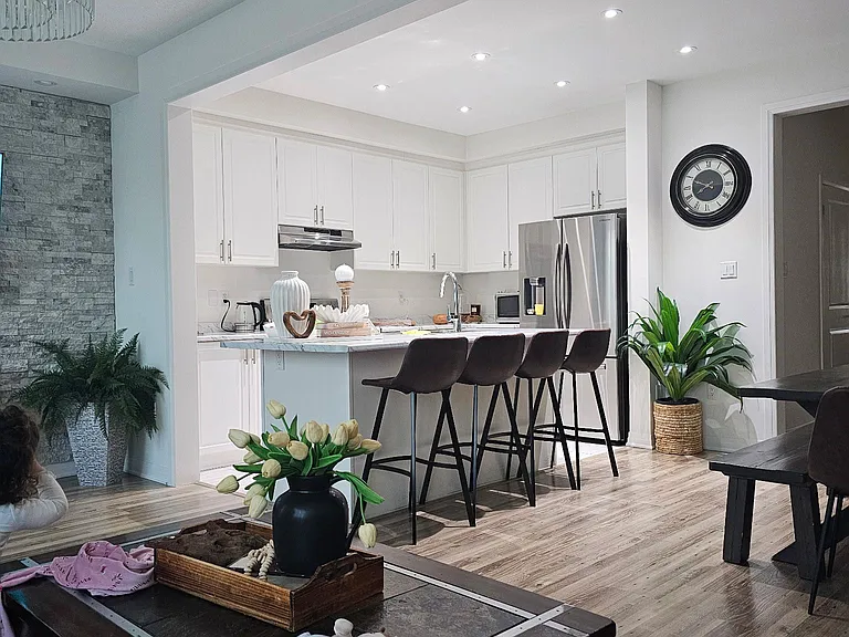 45 Casserley Cres — Photo 9