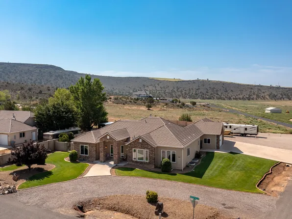 1063 W Amethyst Dr, Saint George, UT 84770