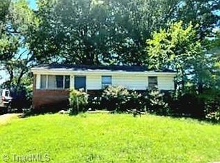 3811 Halifax Rd, Greensboro, NC 27407