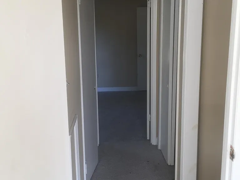 963 Laurel Ave — Photo 6