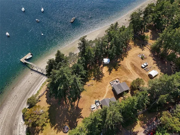 774&776 Steward Dr, Southern Gulf Islands, BC V0N 2J2