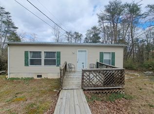 1705 Lakeshore Dr, Burnside, KY 42519