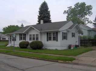 1308 1/2 Lincolnway E, Mishawaka, IN