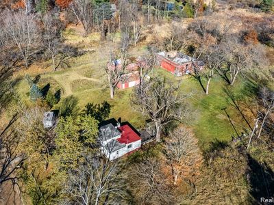 15245 Roepke Rd, Gregory, MI, 48137