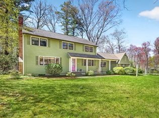 14 Beverly Rd, Bedford, MA 01730
