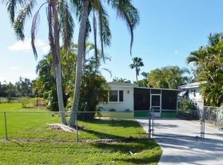 7351 Pinehurst Rd, Bokeelia, FL 33922