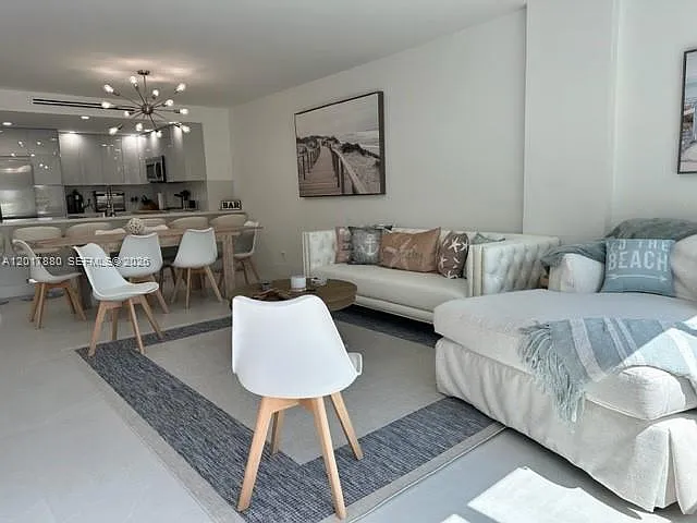 5401 Collins Ave #128 — Photo 14