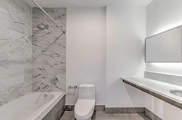 Rented by REAL New York | media 18