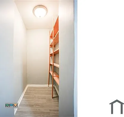 3130 Baker St — Photo 9