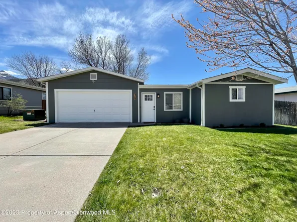 34 W Tamarack Cir, Parachute, CO 81635
