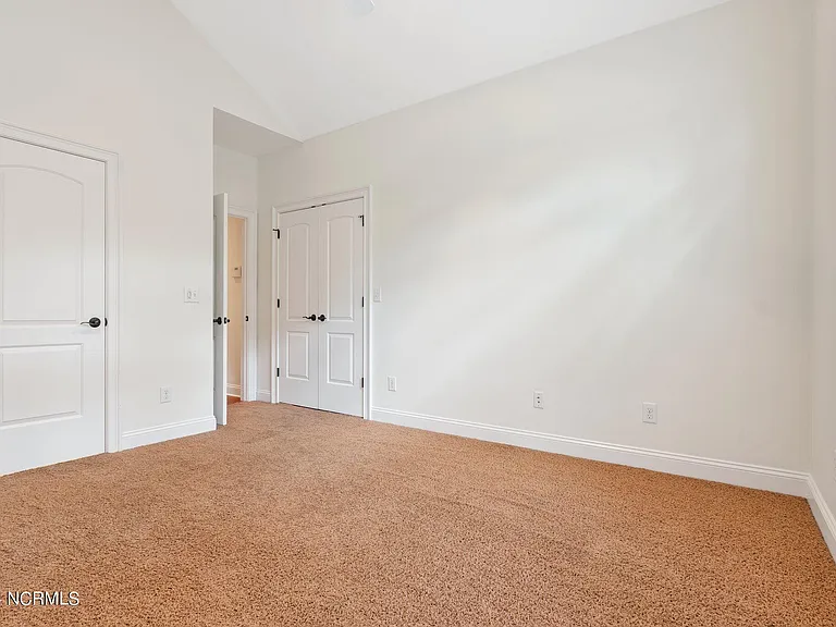 108 Hammerstone Cir — Photo 21