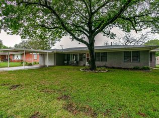 415 Sandalwood Ln, San Antonio, TX 78216