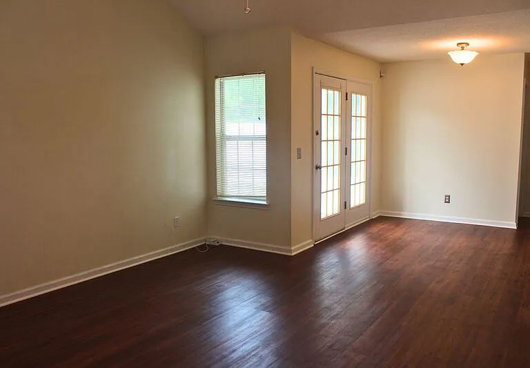 132 Bluelake Blvd — Photo 8