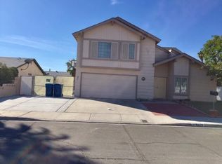 6429 Mockingbird Ln, Las Vegas, NV 89103