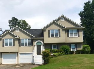 1007 Regency Dr, Acworth, GA 30102