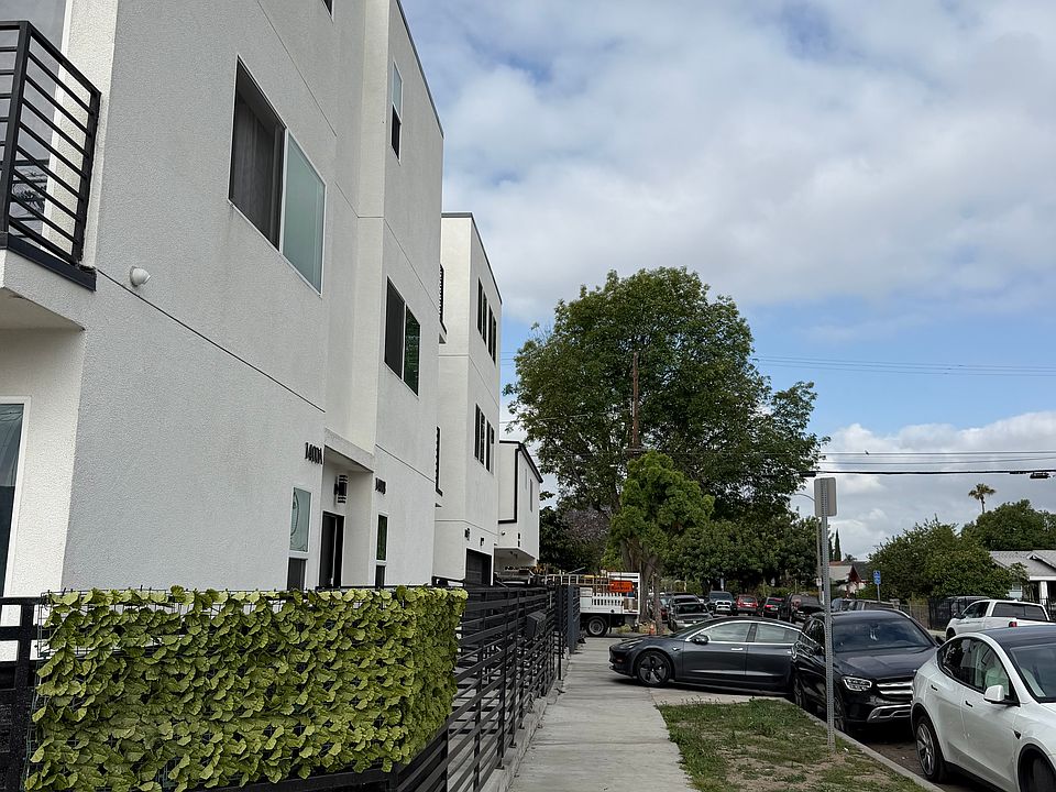 1st image of 1400 W 57th St