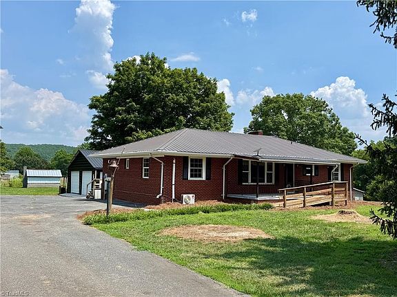 2nd image of 2022 Wicker Lovell Rd