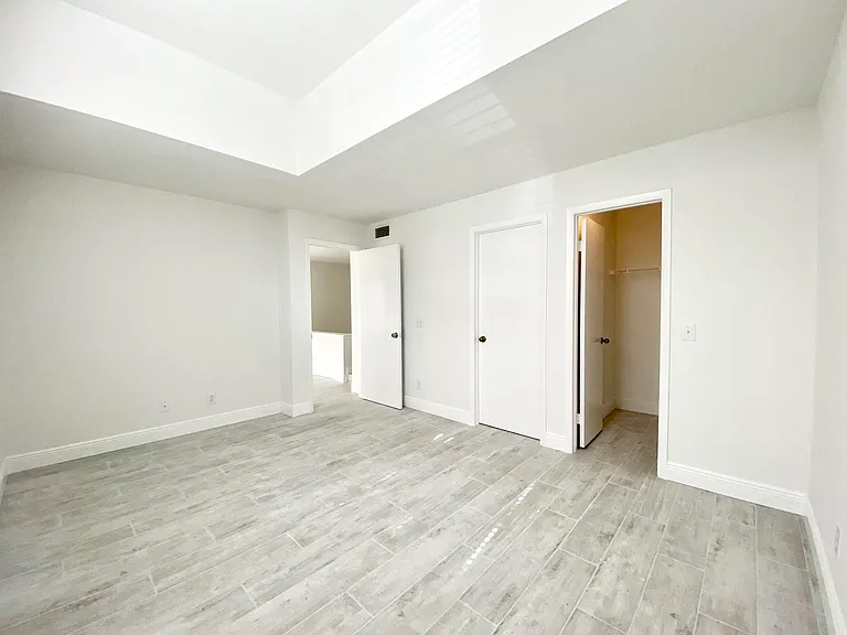 1705 Palm Cove Blvd #201 — Photo 12