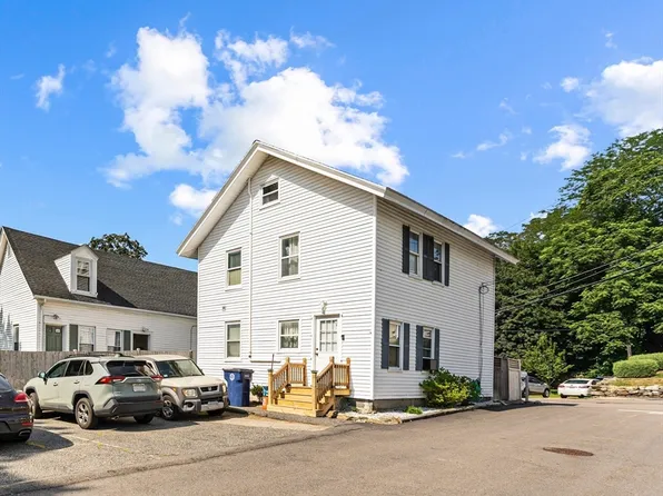 9 Sanford St, Medway, MA 02053