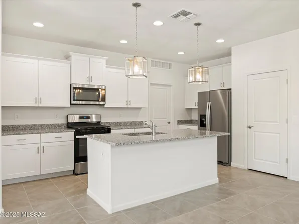 6765 E Paseo Don Octavio, Tucson, AZ 85756