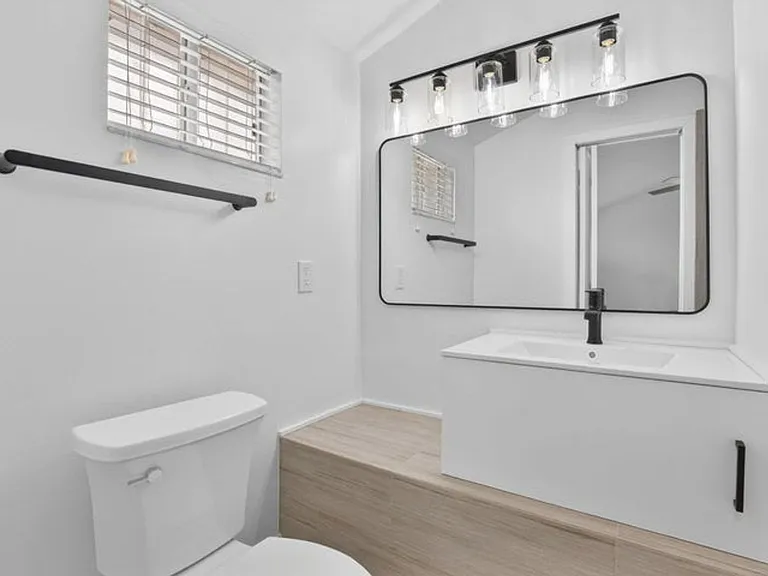 5230 Woodruff Ln — Photo 28