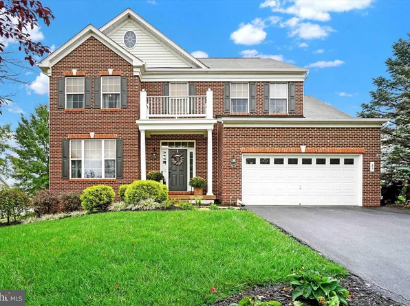 25 Hickory Ridge Cir, York, PA 17404