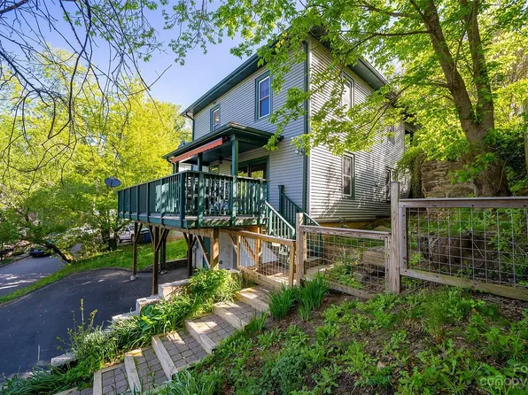 13 Park Ave N, Asheville, NC 28801