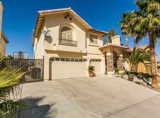 926 Alta Oaks Dr, Henderson, NV 89014