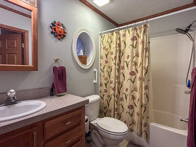 928 Jeremy St — Photo 8