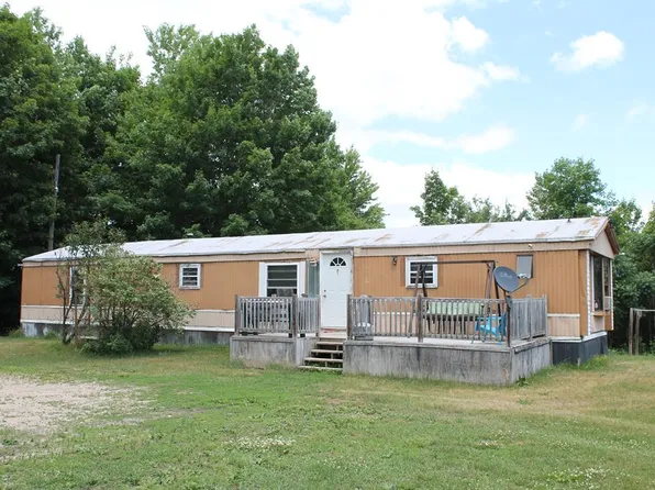 194 Bush Rd, Mooers Forks, NY 12959