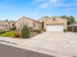 8683 N Richelle Ave, Fresno, CA 93720