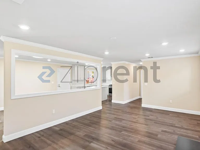 42386 Barbary St — Photo 6