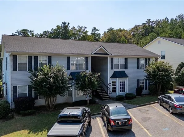 500 Stonehaven Cir, Cartersville, GA 30121