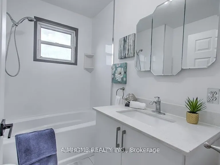 3613 York Durham Line — Photo 11