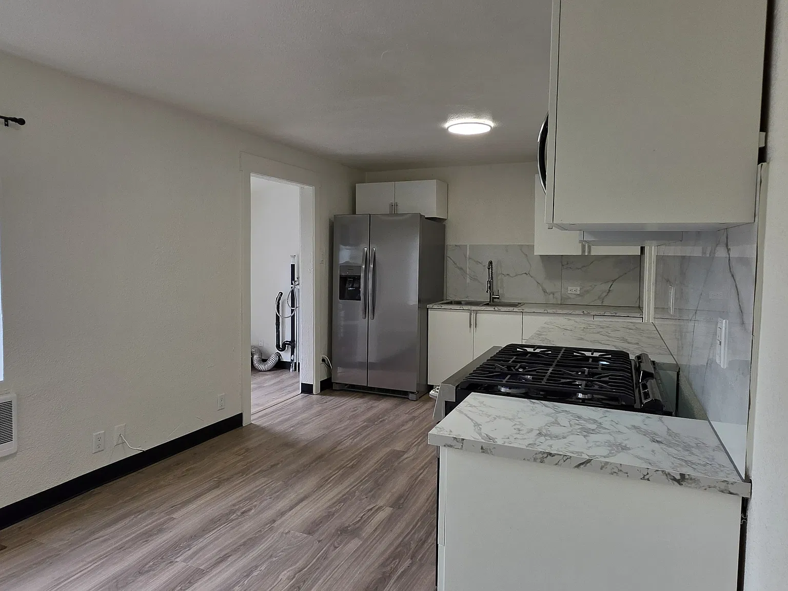 2 bed, 800 sqft, $2,150 — Photo 4