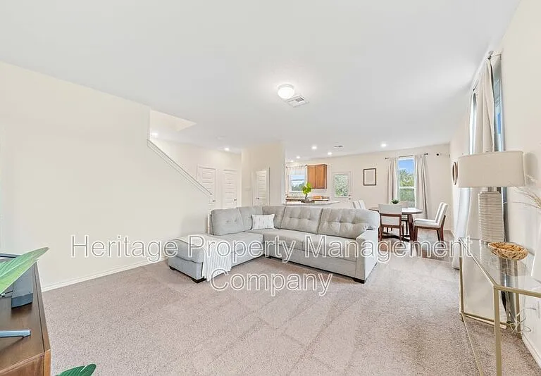 10643 W Military Dr #33 — Photo 6