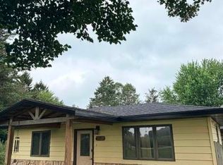 N9055 Lakeshore Dr, Beaver Dam, WI 53916