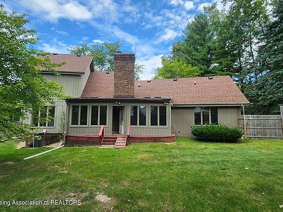 5th image of 1421 Stanlake Dr