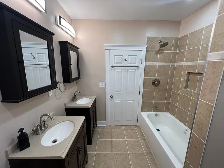 1214 Magnolia Ave #2 — Photo 4